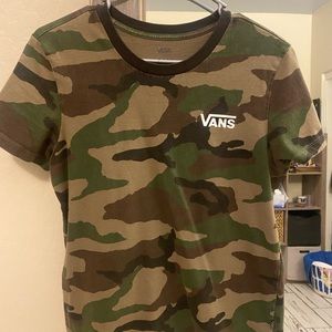 Tshirt. Casual Cute. VANS